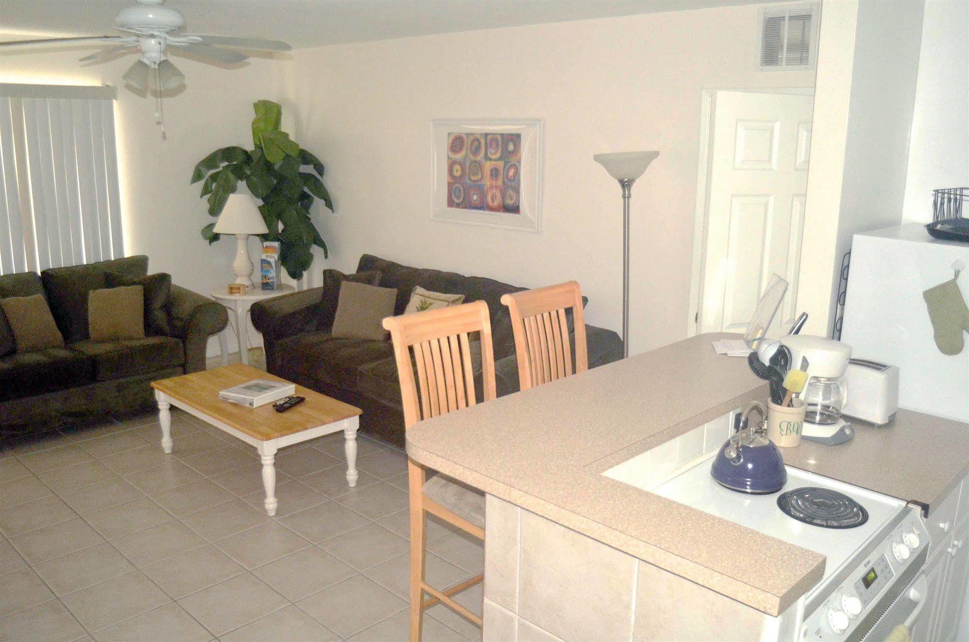 Pineapple Place Apartment Pompano Beach Exterior photo